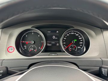 Volkswagen Golf - 12