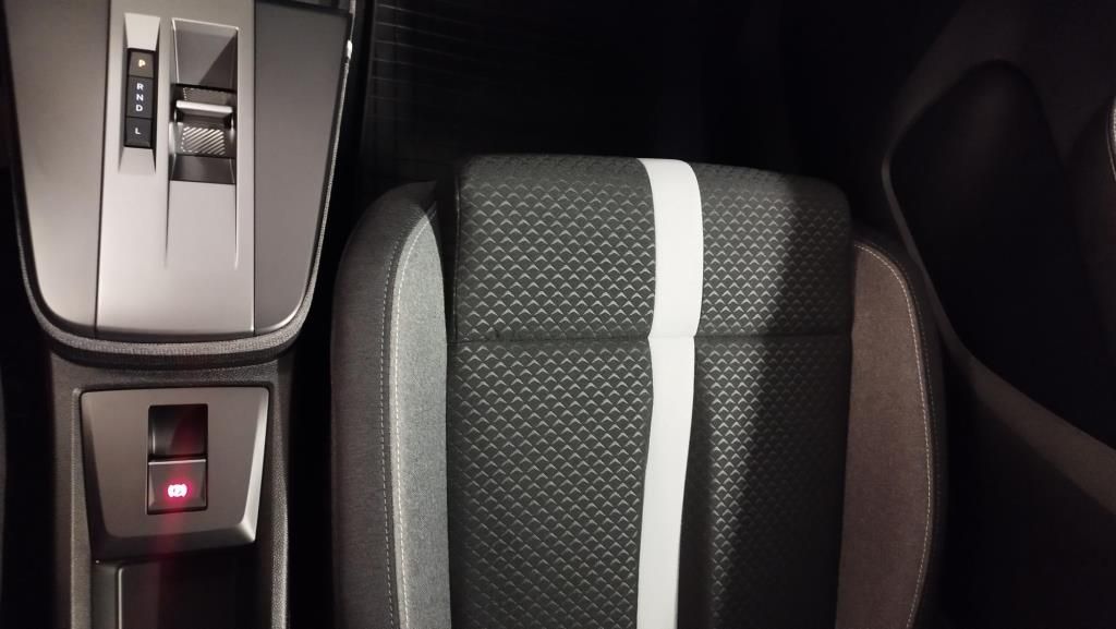 Erstes Annaberger Autohaus -  Opel Frontera Hybrid GS eDCT6 Tech-Paket,LED - Bild 13