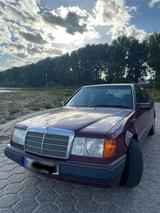 Mercedes-Benz Mercedes W124 300D Limousine Automatik - Mercedes-Benz 300 aus 1991: 300d