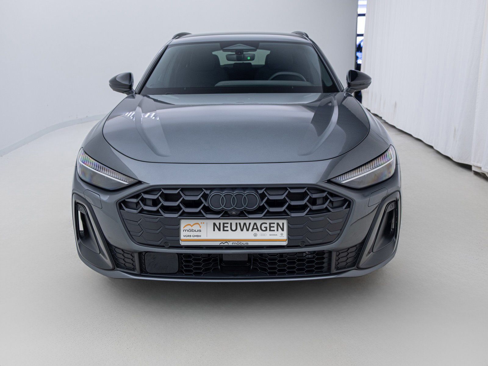 Audi A5 Avant e-hybrid 220 kW*S-TRO*QUA*AHK*360* imagem 2