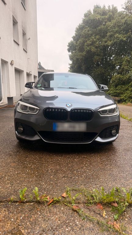 Image of BMW 120