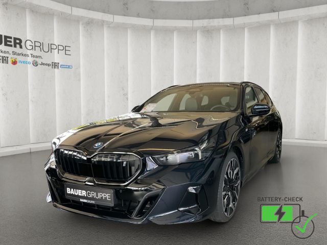 BMW i5 40 eDrive M Sport Touring UPE 95.280,- € Pano