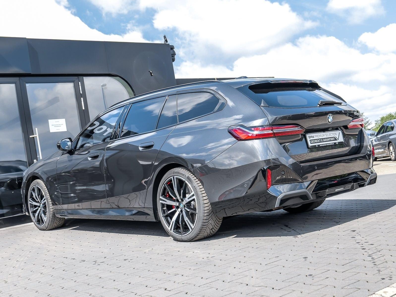 BMW 520d Touring M Sport PRO + DA PROF + PA+ + ADAP 