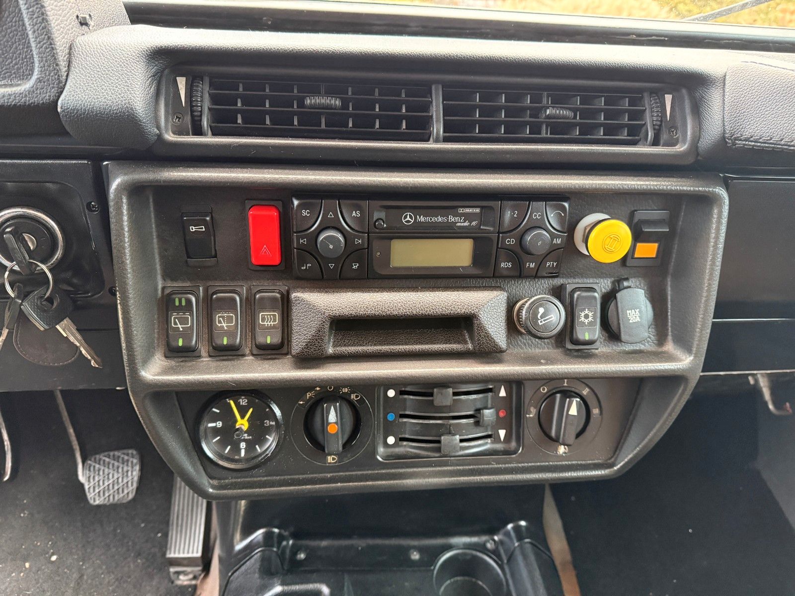 Fahrzeugabbildung Mercedes-Benz 280 GE