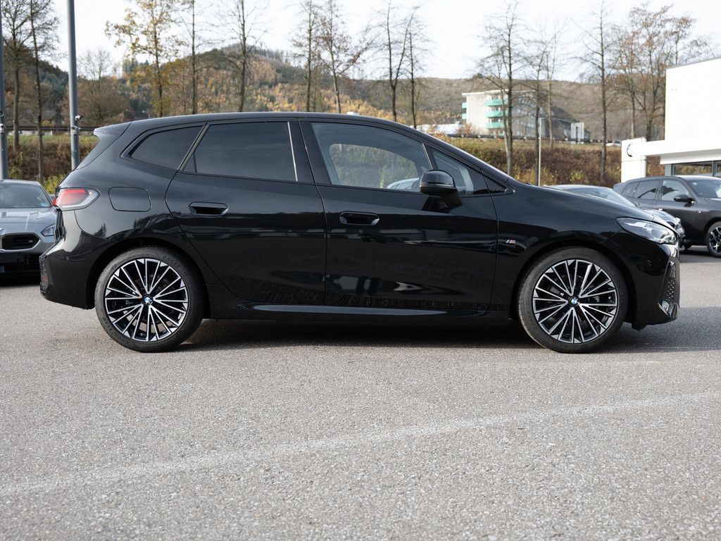 BMW 216 Active Tourer - Bild 6