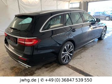 Mercedes E 300 - 4