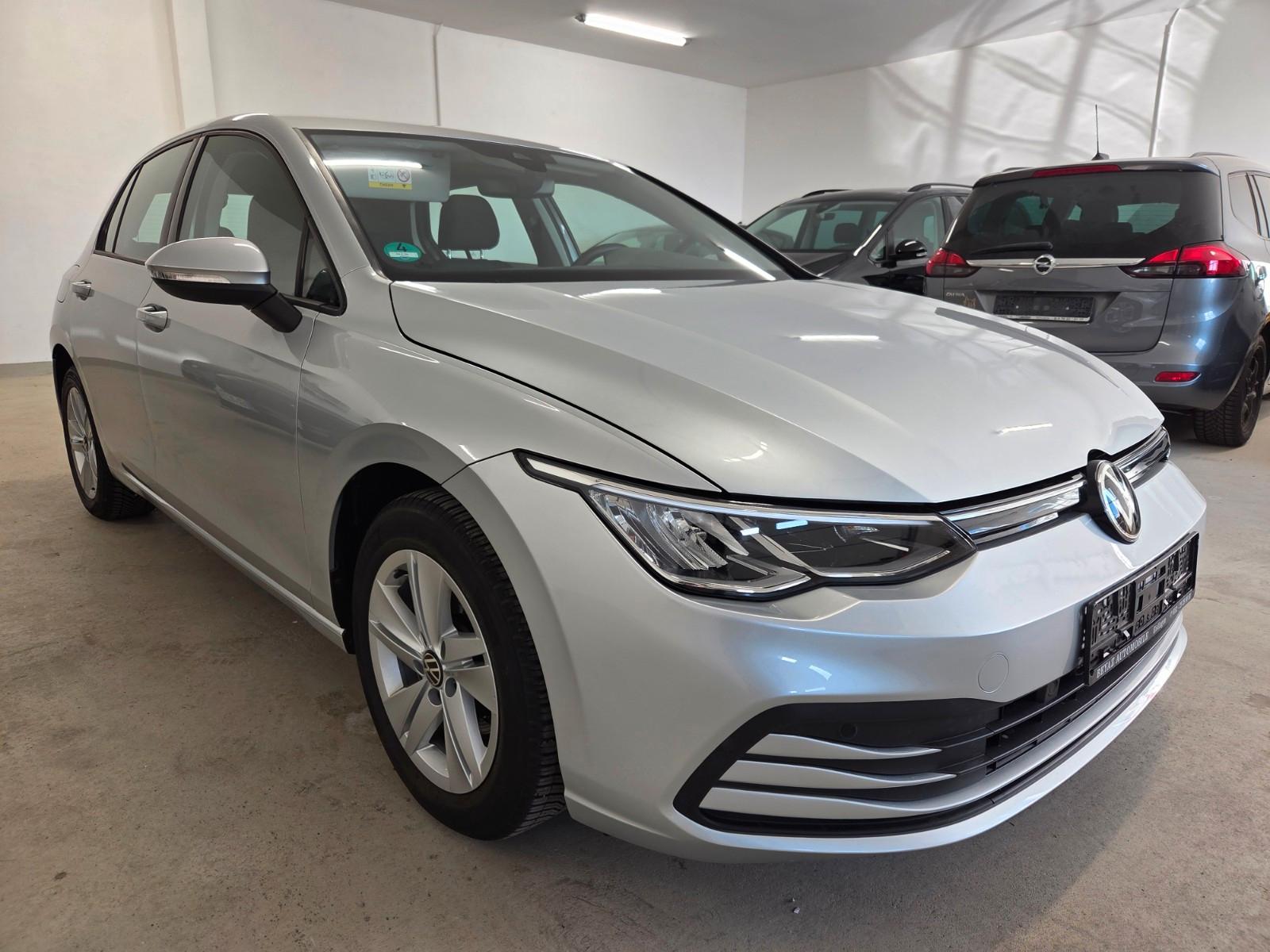 Volkswagen Golf VIII Lim. Basis