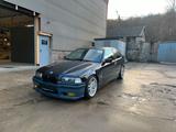 BMW Bmw e36 316i compact - BMW 316 aus 1998: 316i