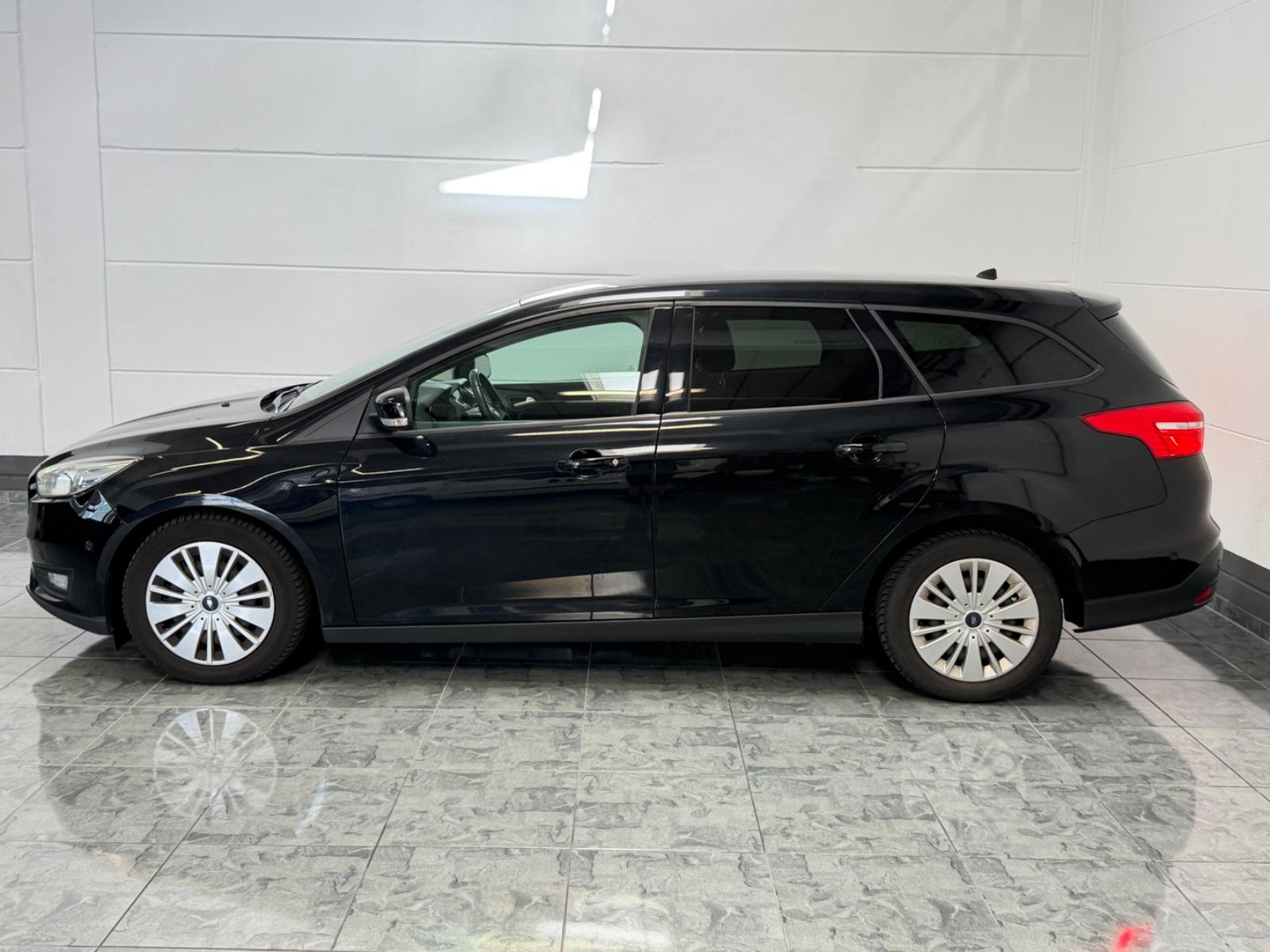 Ford Focus Turnier Business*2.hd*Autom.*Carplay*Navi