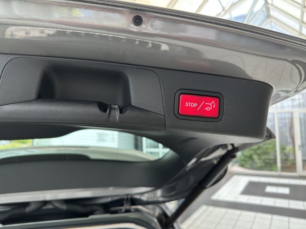 Fahrzeugabbildung Mercedes-Benz EQB 300 4MATIC Progressive*360 Grad*PDC*18 Zoll