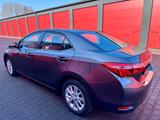Toyota Corolla Life+ - Toyota Gebrauchtwagen in Essen