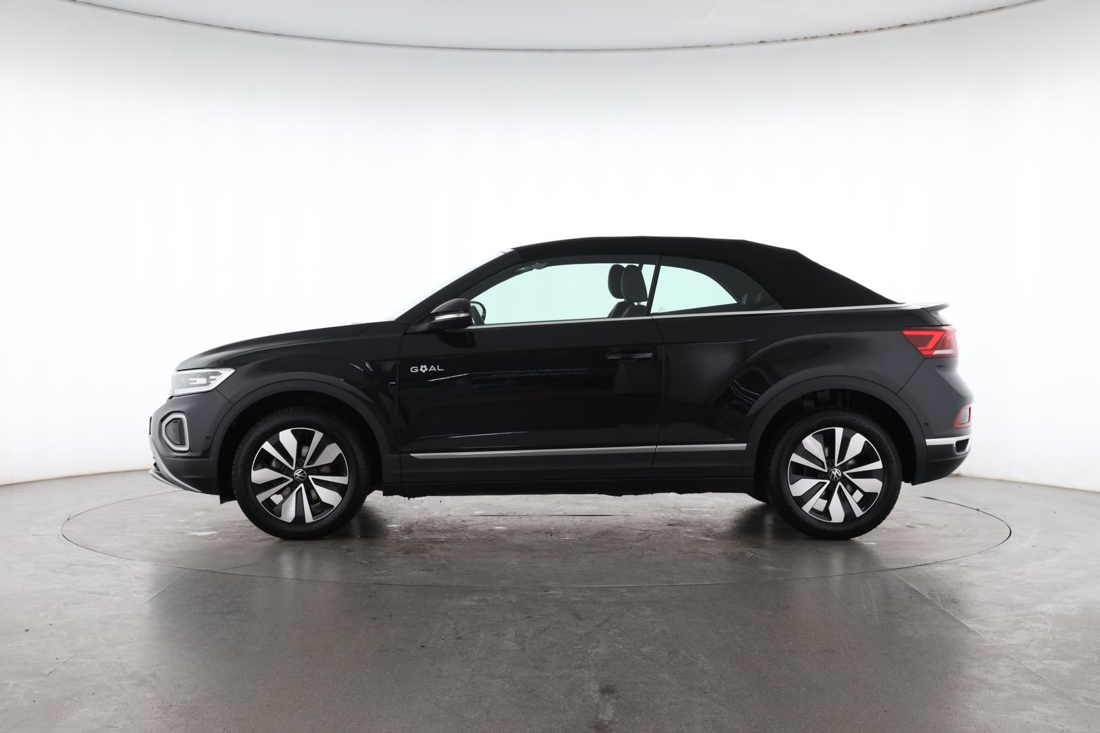 Volkswagen T-Roc - Bild 3