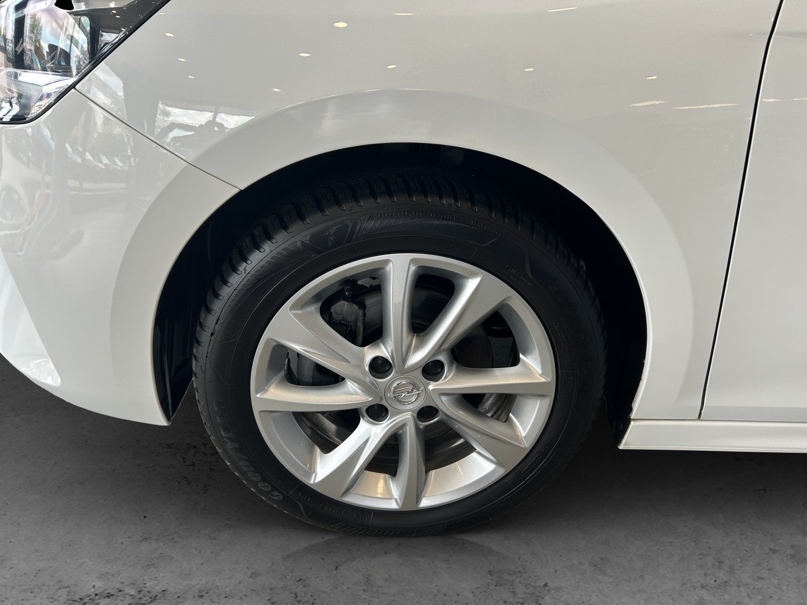 Fahrzeugabbildung Opel CorsaF 1.2 Turbo Elegance SHZ SHgepfl. Teilleder