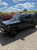 Lada Urban/Niva/LPG/neuer Motor/Klima/AHK/LED - Lada: Allradantrieb, M