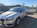 BMW 218 Active Tourer 218i - - silberne BMW 218 Active Tourer