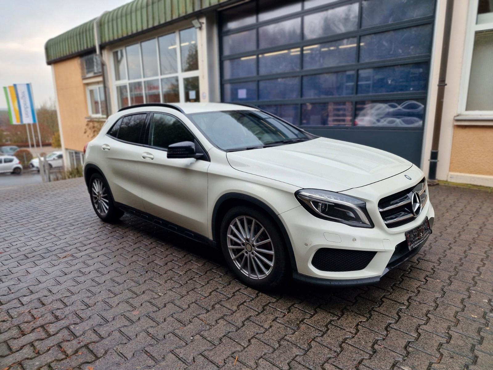 Mercedes-Benz GLA 220 CDI / d 4Matic AMG Line