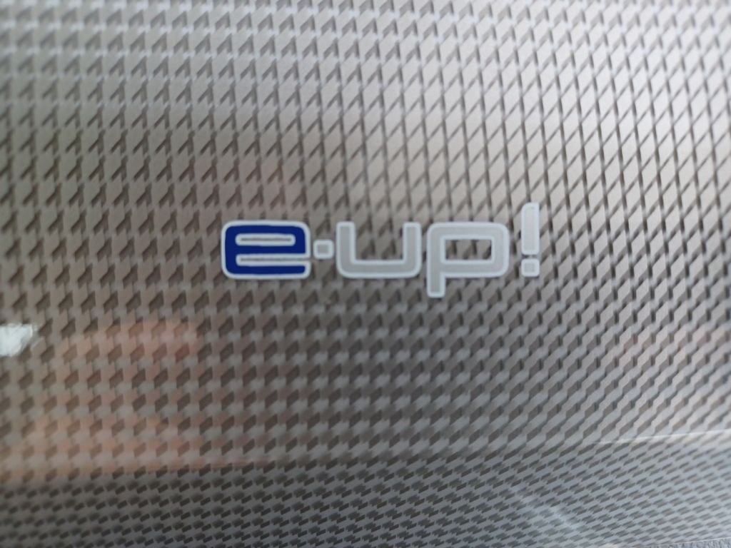 Fahrzeugabbildung Volkswagen e-up Edition sofort verfügbar inkl. Winterräder