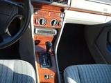 Mercedes-Benz E 230 W 124 , Odimer H -Kennzeichen  - Mercedes-Benz E 230: W124