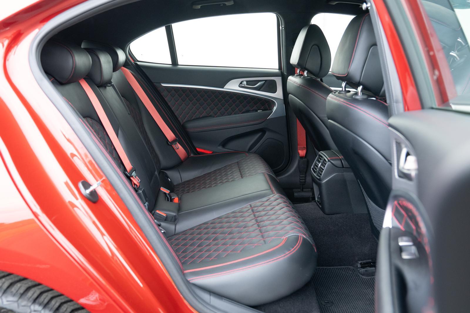 Genesis G70 Shooting Brake 2.2 CRDi Sport*LED*NAVI*HUD*
