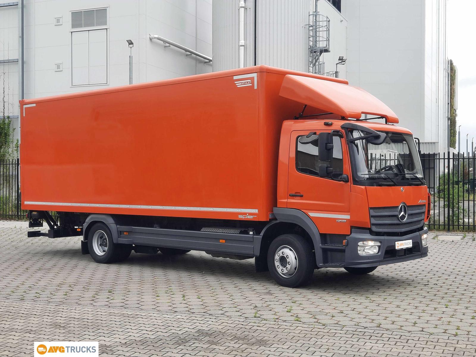 Mercedes-Benz 1218 L ATEGO 7,2 m Koffer LBW AHK