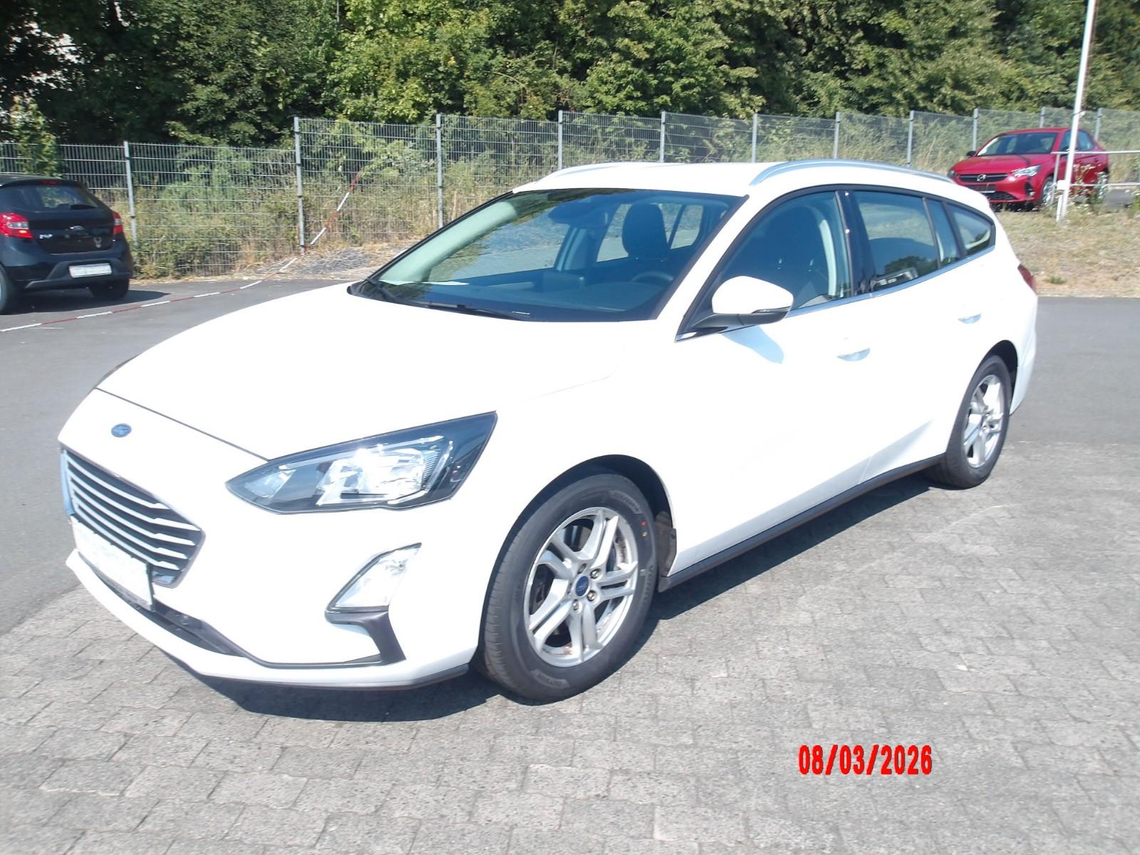 Ford Focus Turnier Navi LED Kamera Sitzheiz Alu TOP