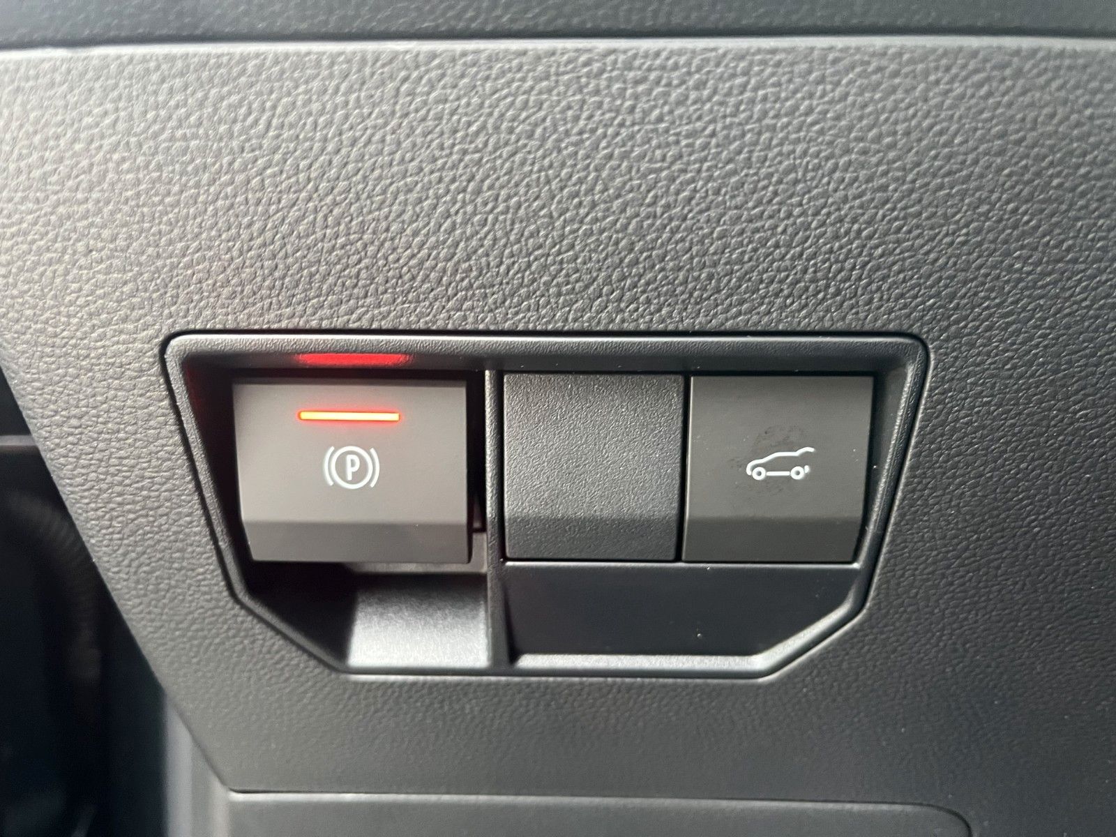 Fahrzeugabbildung Dacia Bigster Mild Hybrid 140 Extreme