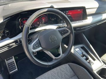 Volkswagen Golf - 10