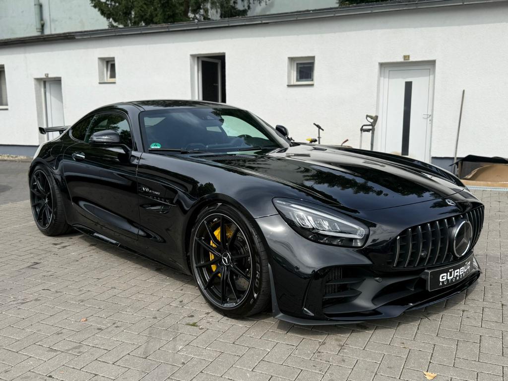 Mercedes-Benz AMG GT R