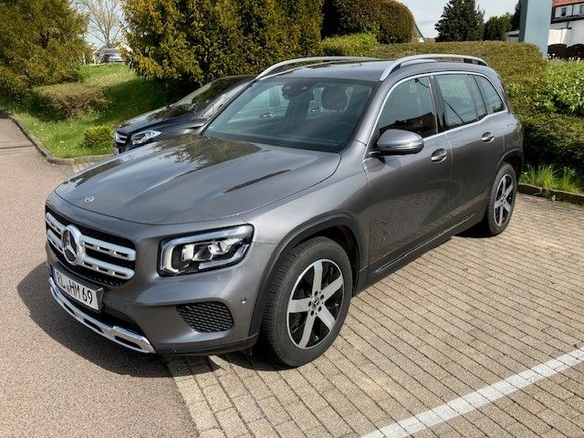 MERCEDES-BENZ GLB 200 d DCT -