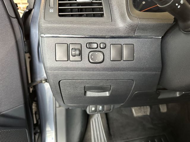 Toyota Avensis Kombi Executive Automatik