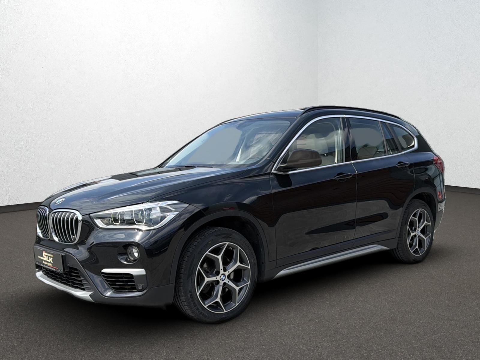 BMW X1 xDrive 18d X-Line Pano LED Navi Leder AHK