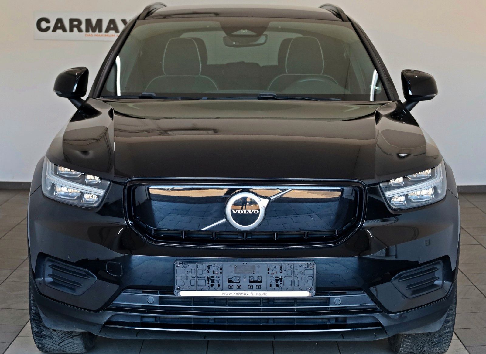 Fahrzeugabbildung Volvo XC40 Plus Recharge,T.Leder,Navi,LED,Kamera,SH