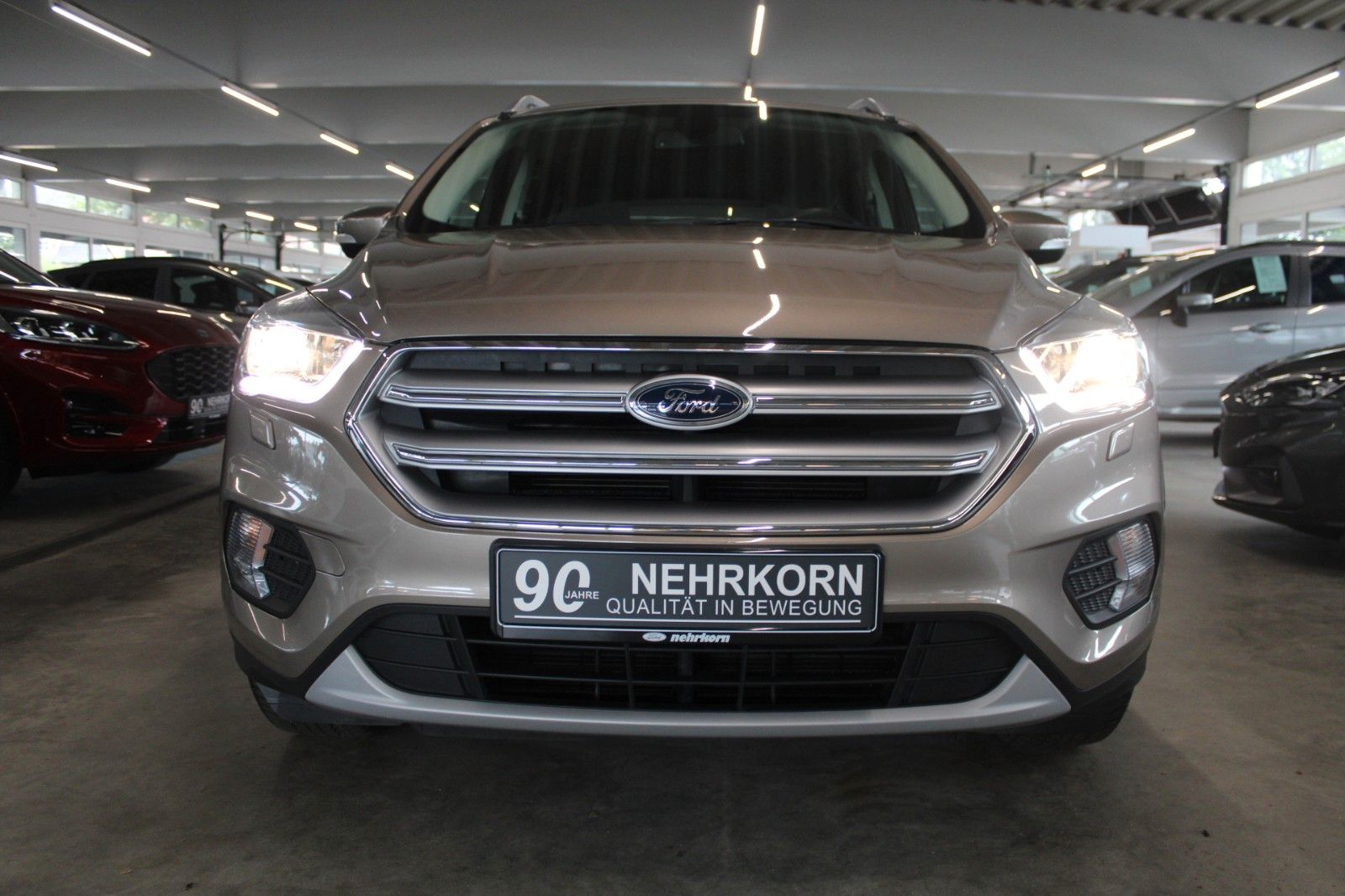Fahrzeugabbildung Ford Kuga Titanium NAVI WinterPaket el. Heckklappe