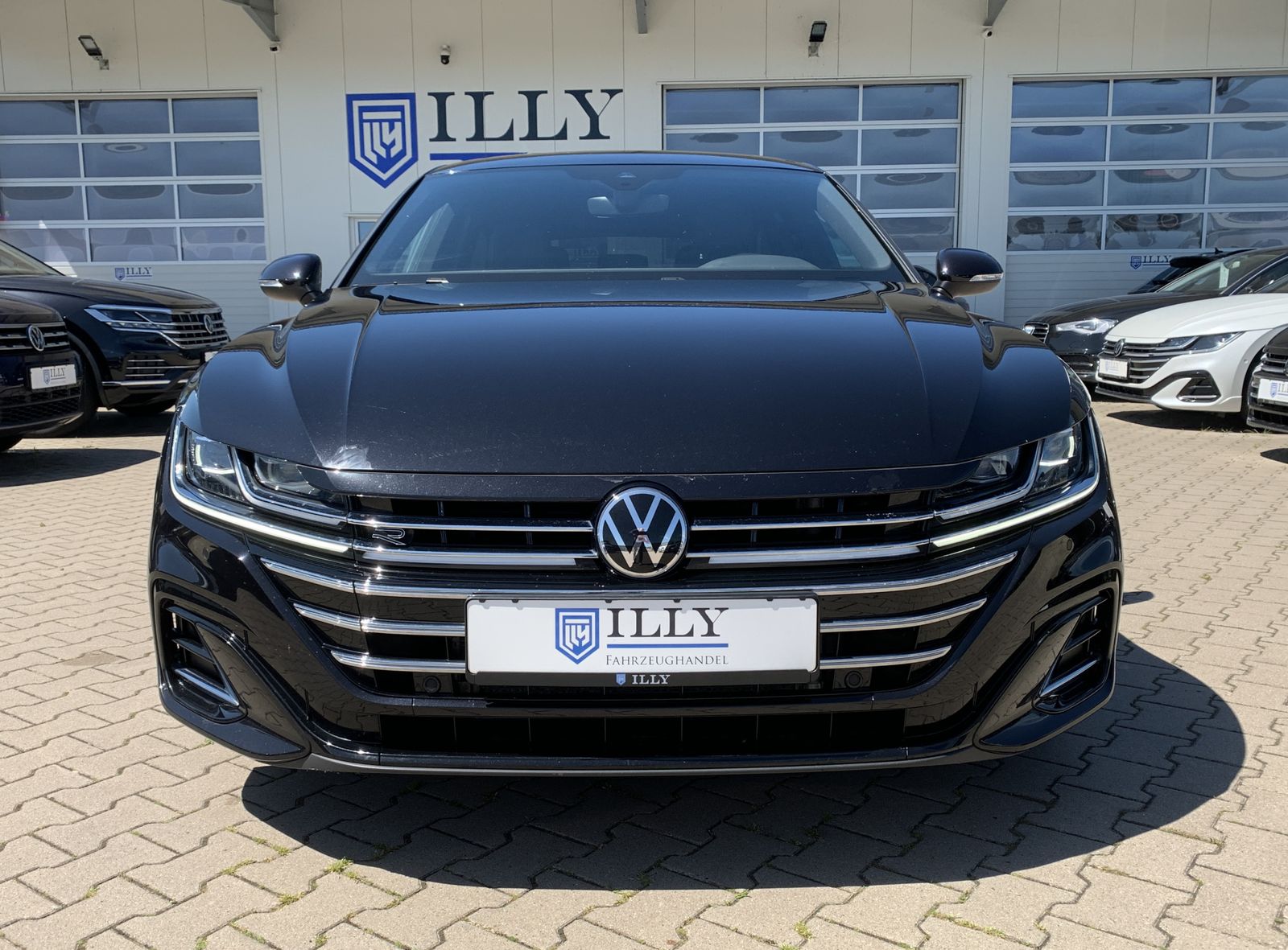 Fahrzeugabbildung Volkswagen Arteon Shooting Brake 2.0 TDI*R-Line*AHK*Cam*