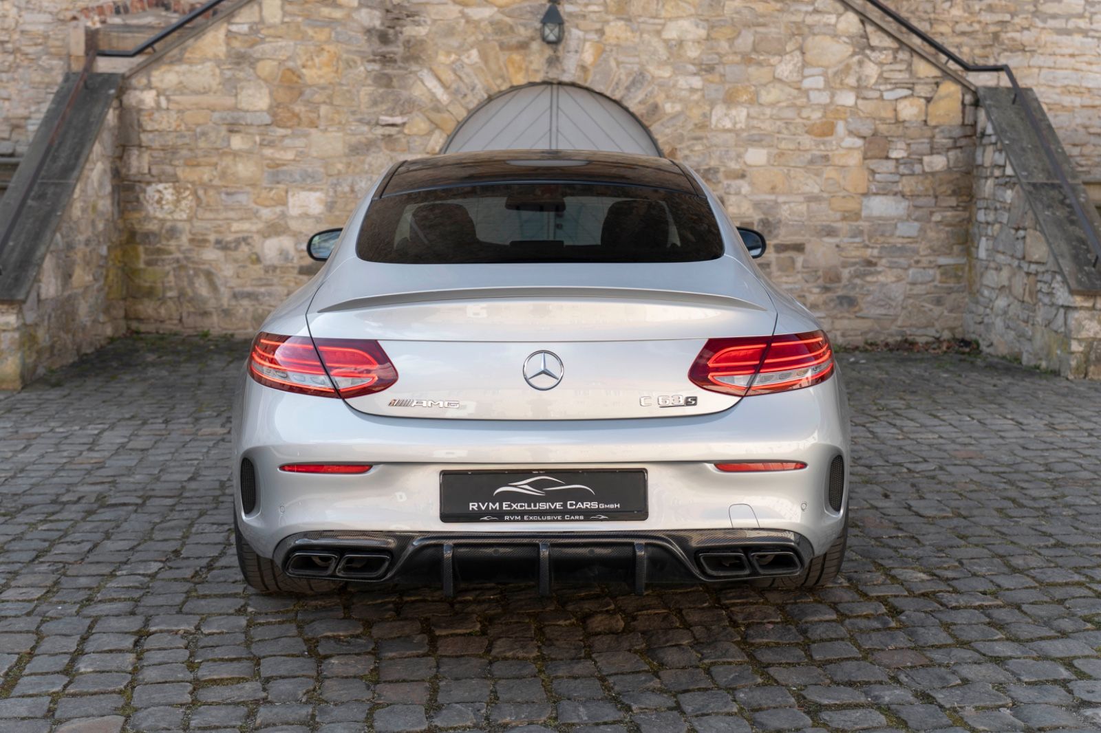 Fahrzeugabbildung Mercedes-Benz C 63 S AMG Coupe BURMESTER LED PANO 360° SHZ/K