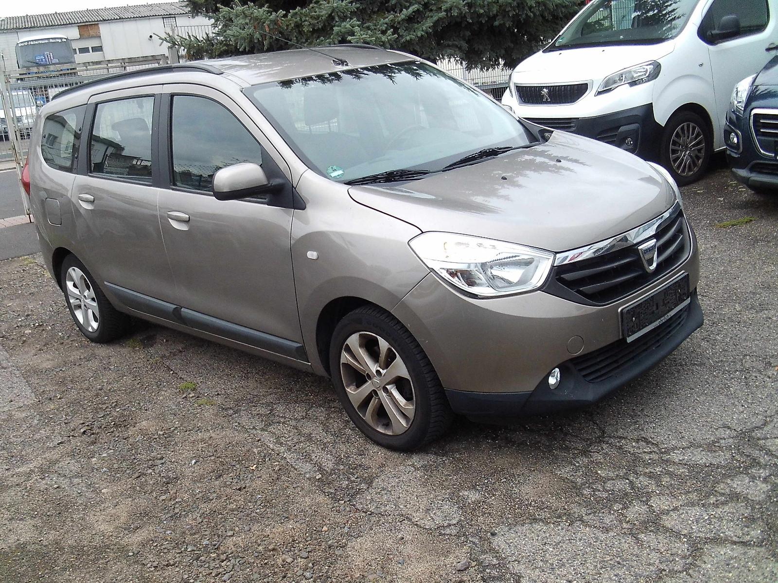 Dacia Lodgy 2015 — interior