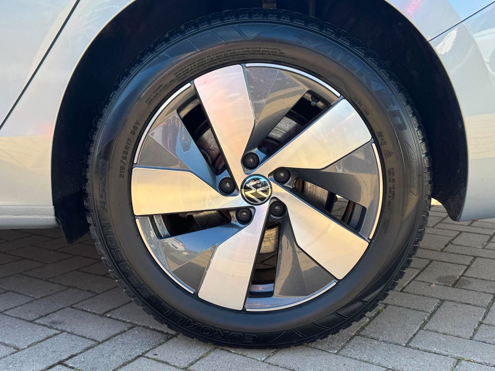 Fahrzeugbild 10