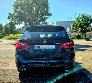 BMW 218 - 6