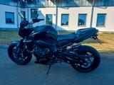 Yamaha FZ1 Naked Bike mit Carbonteilen - Offers