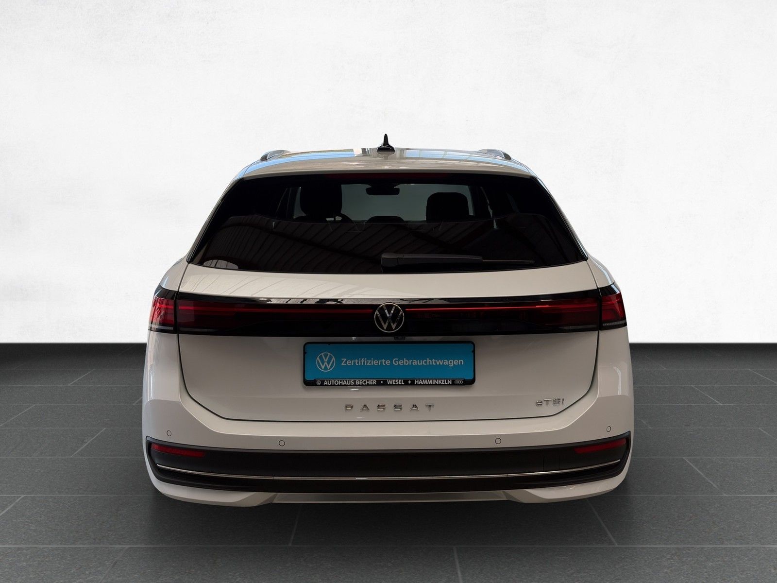 Volkswagen Passat Variant Business 1.5 eTSI DSG AHK Navi foto 5