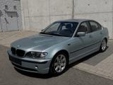BMW 320i Edition Automatik Navi SHZ Tempomat Xenon - BMW 320 aus 2002: 320i