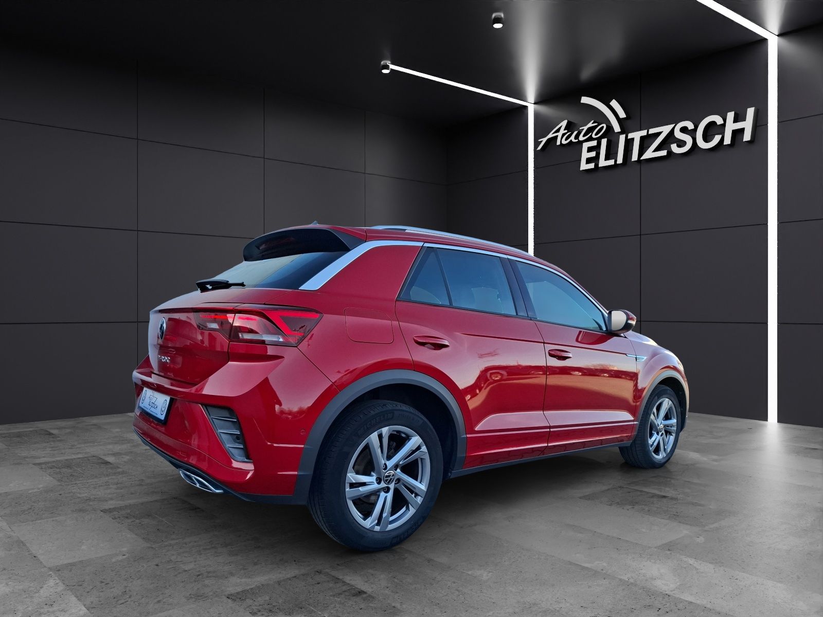 Fahrzeugabbildung Volkswagen T-Roc TSI R-Line LEDplus AID ACC APP SHZ 17"