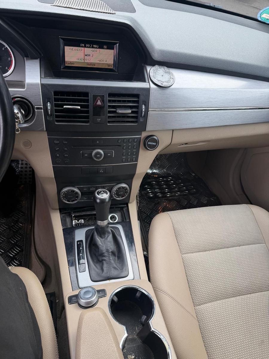 Mercedes-Benz GLK220 2009 — photo 11