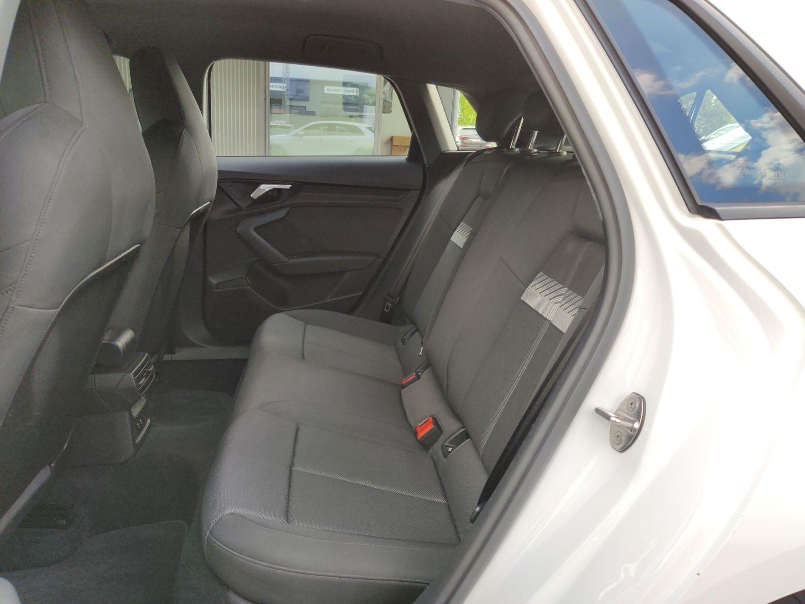 Audi A3 Sportback 35 TFSI S-Tronic., advanced, Matrix, миниатюра 10