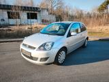 Ford Fiesta 1,3 69PS  Fun X Klimaanlage Bluetooth - Ford Fiesta aus 2007: 1.6