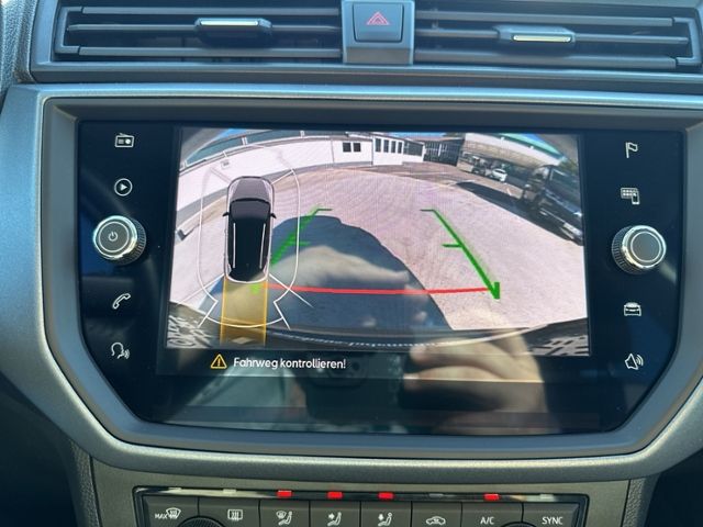 Arona 1.0 TSI Style NAVI.+KLIMA+RFK+ACC+SIHZ+PDC