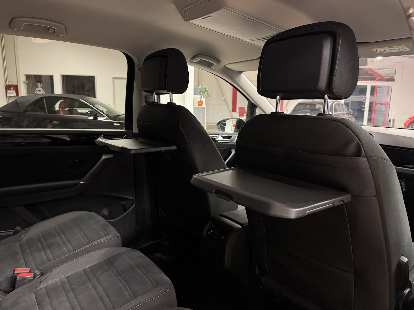 Fahrzeugabbildung Volkswagen Touran 1.5TSI Highline DSG/LED/Navi/ACC/bhz.FS/