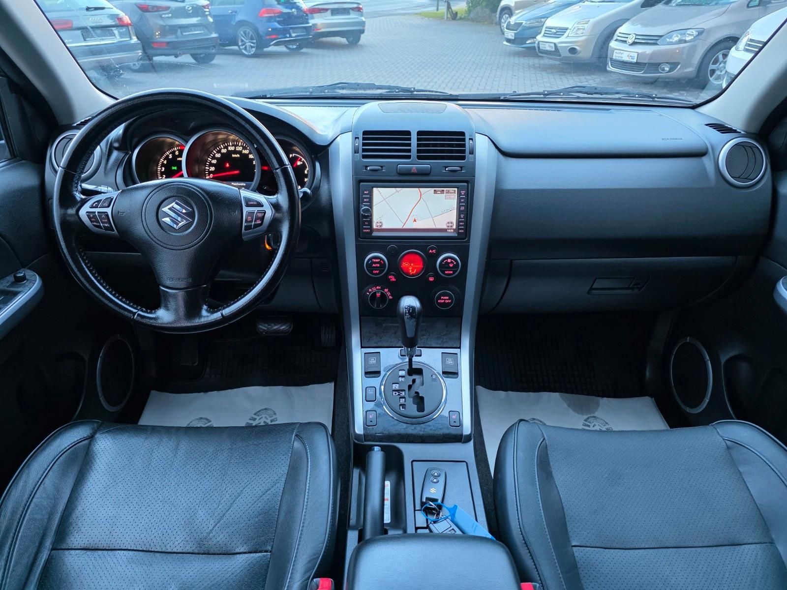 Suzuki Grand Vitara 2.4 VVT 169 ch 4x4 Club • Boîte auto • 5 portes • GPS • Attelage