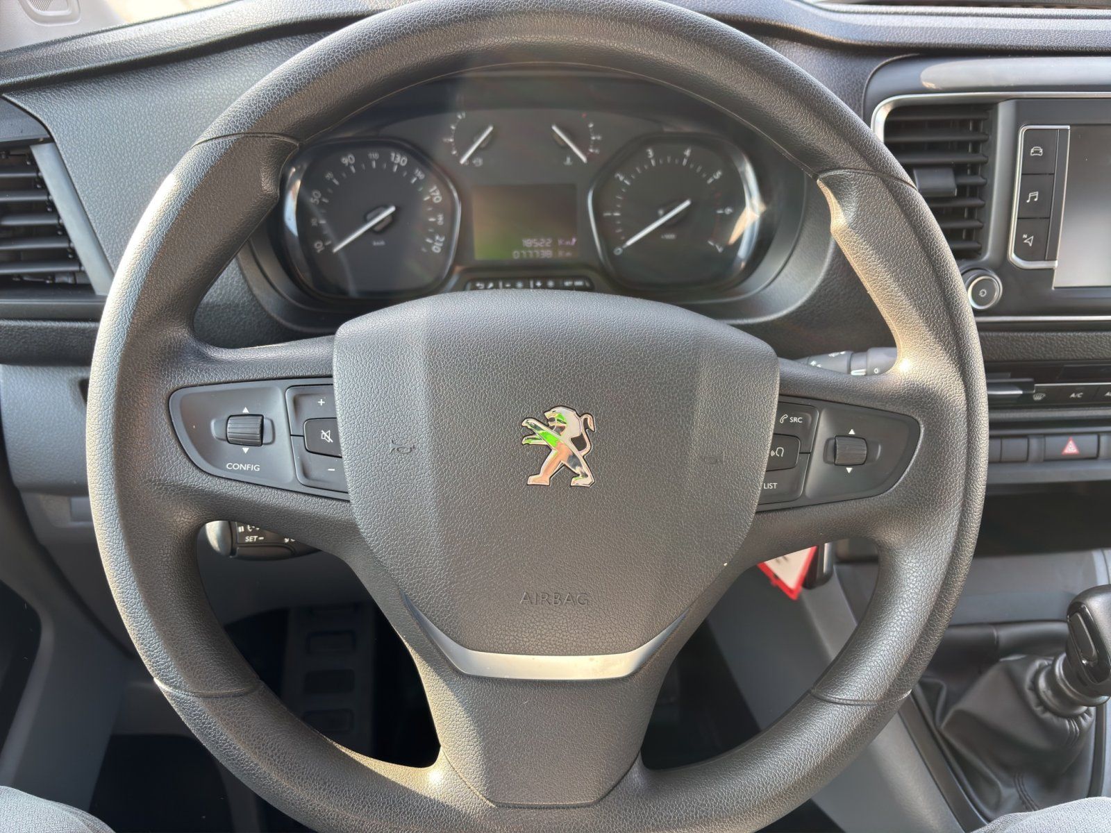 Fahrzeugabbildung Peugeot Expert L2