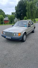 Mercedes-Benz Mercedes 260e Autom. Oltimer  H Zulassung ... - Mercedes-Benz S 260 in Hamburg